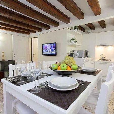Alberto Apartment In Venesia Bagian luar foto