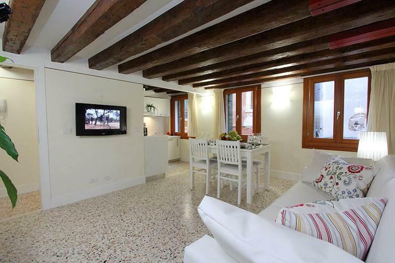 Alberto Apartment In Venesia Bagian luar foto
